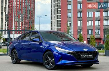 Седан Hyundai Elantra 2020 в Києві