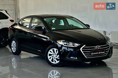 Седан Hyundai Elantra 2017 в Николаеве