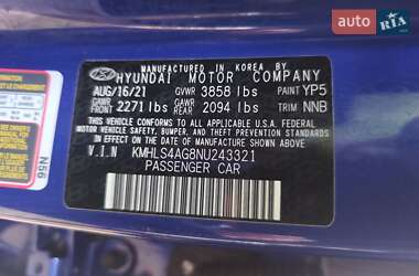 Седан Hyundai Elantra 2021 в 
