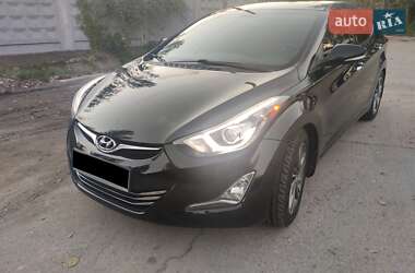 Седан Hyundai Elantra 2015 в Запорожье