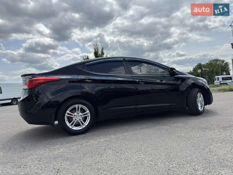 Седан Hyundai Elantra 2013 в Полтаве
