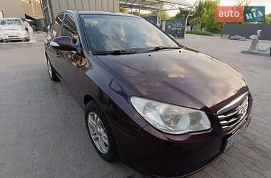 Седан Hyundai Elantra 2010 в 