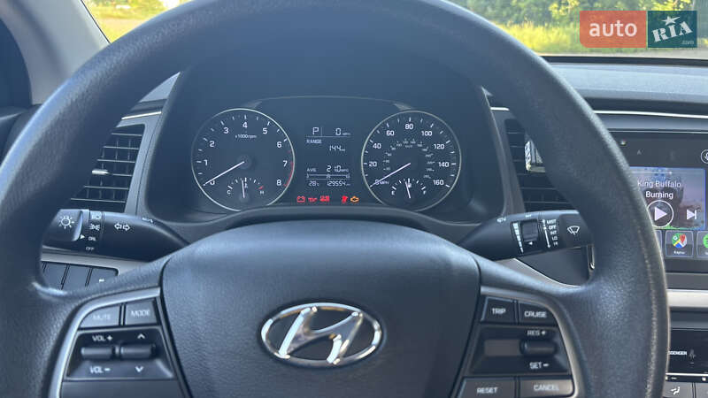 Седан Hyundai Elantra 2016 в Полтаве