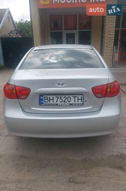 Седан Hyundai Elantra 2008 в 
