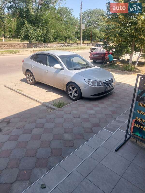 Седан Hyundai Elantra 2008 в 