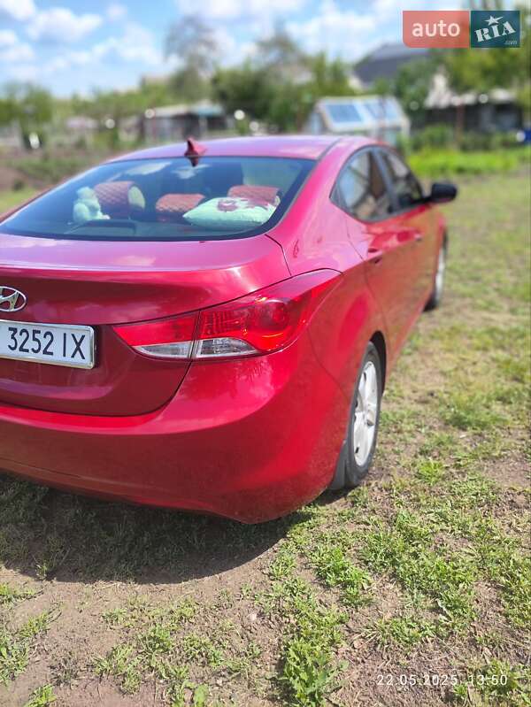 Седан Hyundai Elantra 2012 в Харкові
