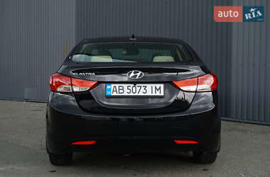 Седан Hyundai Elantra 2012 в 