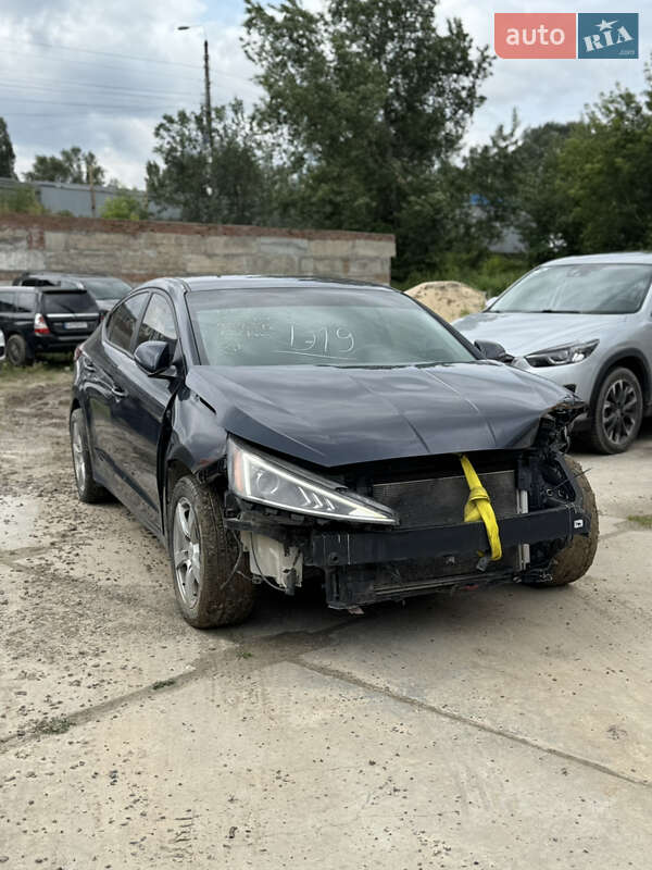 Hyundai Elantra 2020