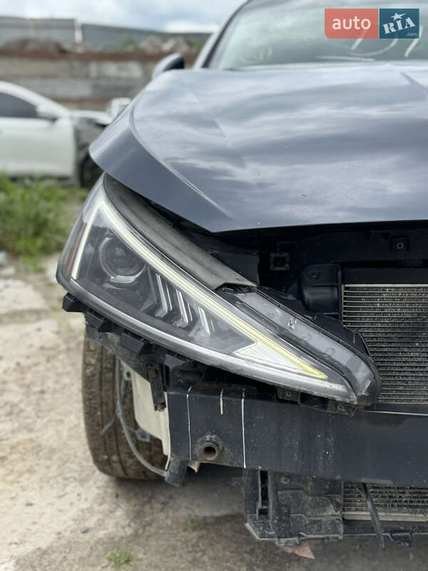 Седан Hyundai Elantra 2020 в Киеве