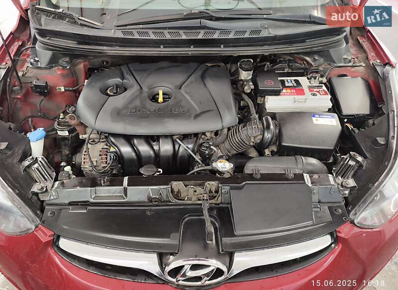 Седан Hyundai Elantra 2012 в Харкові