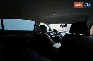 Седан Hyundai Elantra 2018 в 