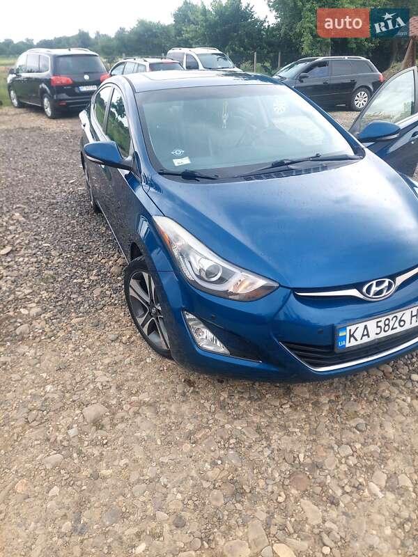 Седан Hyundai Elantra 2014 в Косові