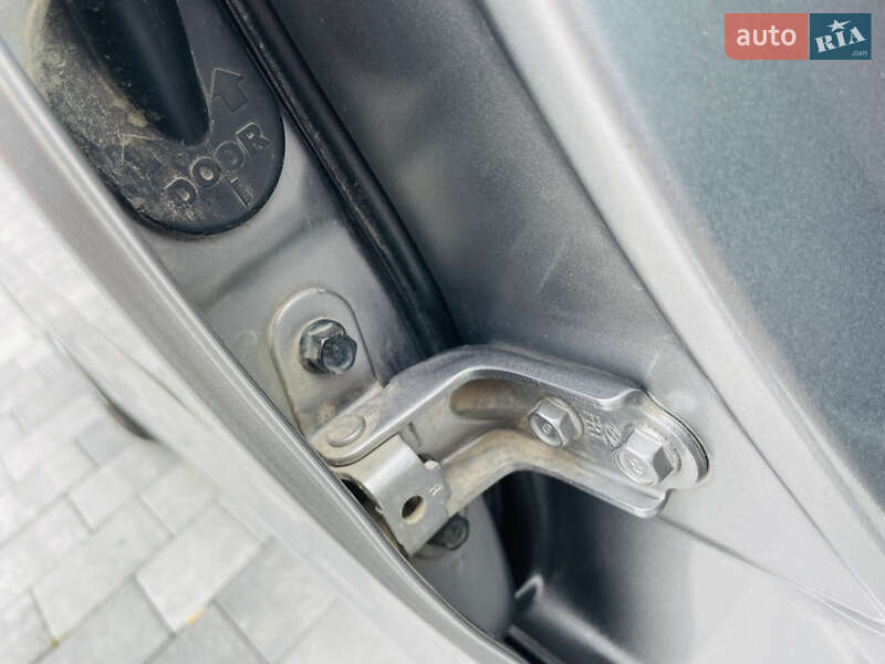 Седан Hyundai Elantra 2011 в Виннице