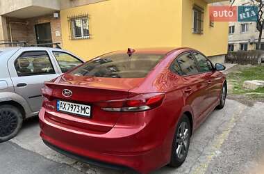 Седан Hyundai Elantra 2016 в 