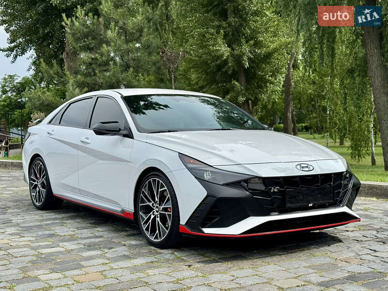 Седан Hyundai Elantra 2023 в Киеве