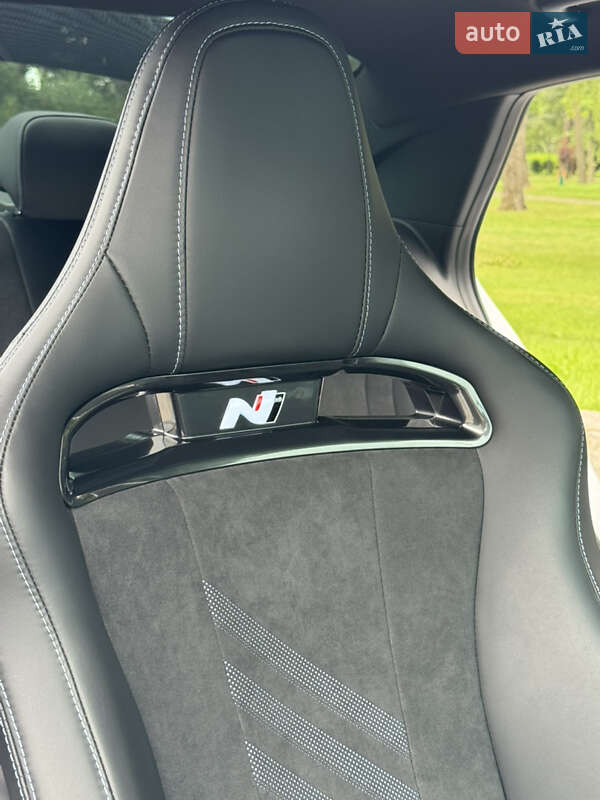 Седан Hyundai Elantra 2023 в Киеве