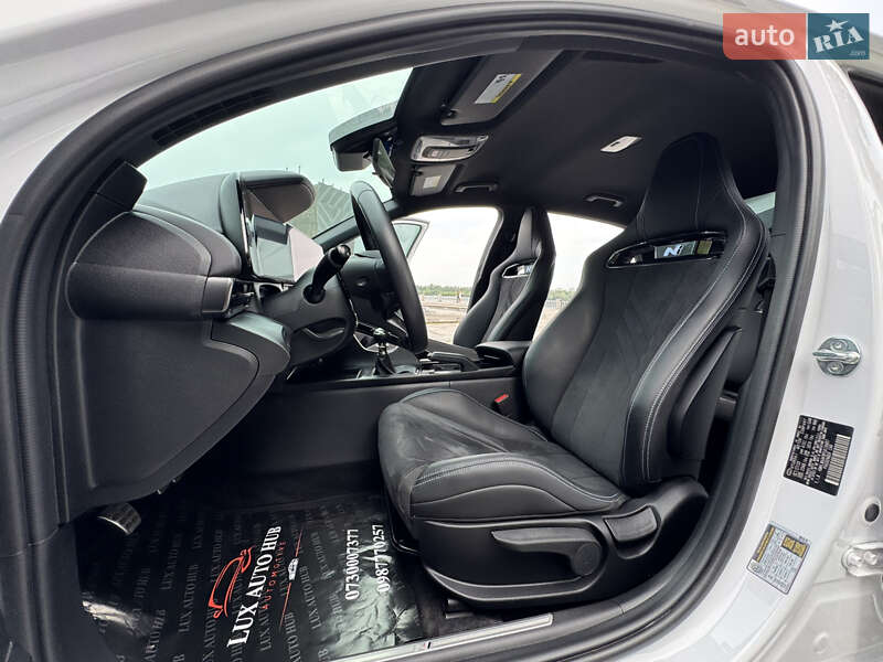 Седан Hyundai Elantra 2023 в Киеве