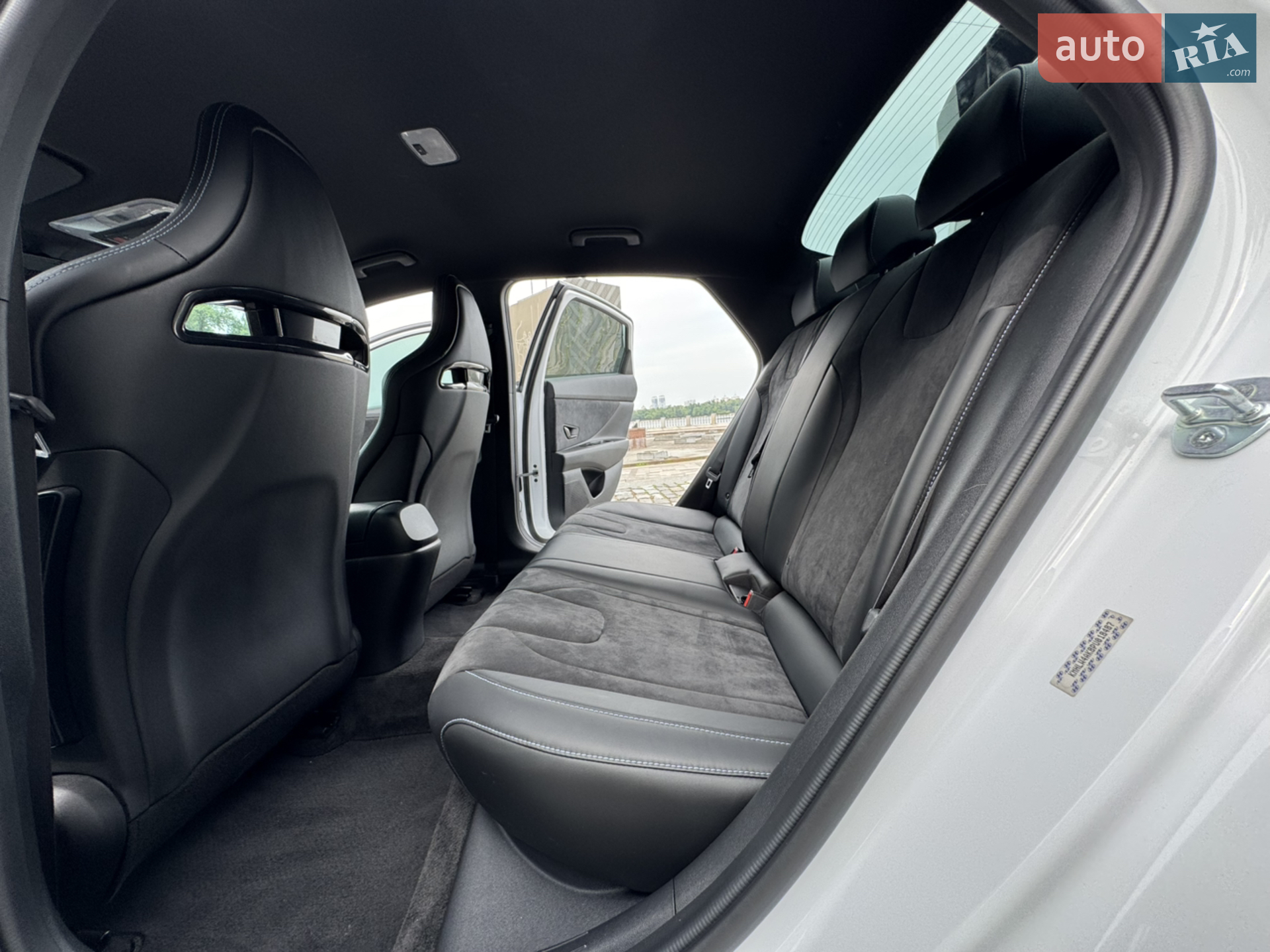 2023 Hyundai Elantra - мініатюра 29