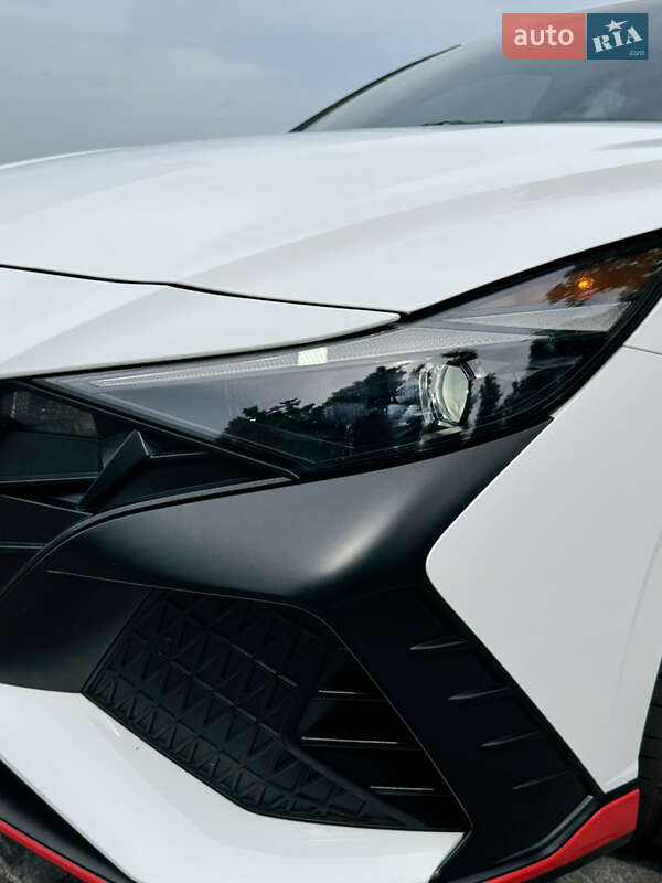 Седан Hyundai Elantra 2023 в Киеве