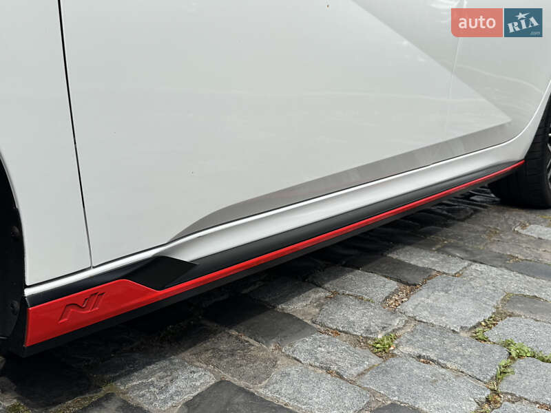 Седан Hyundai Elantra 2023 в Киеве