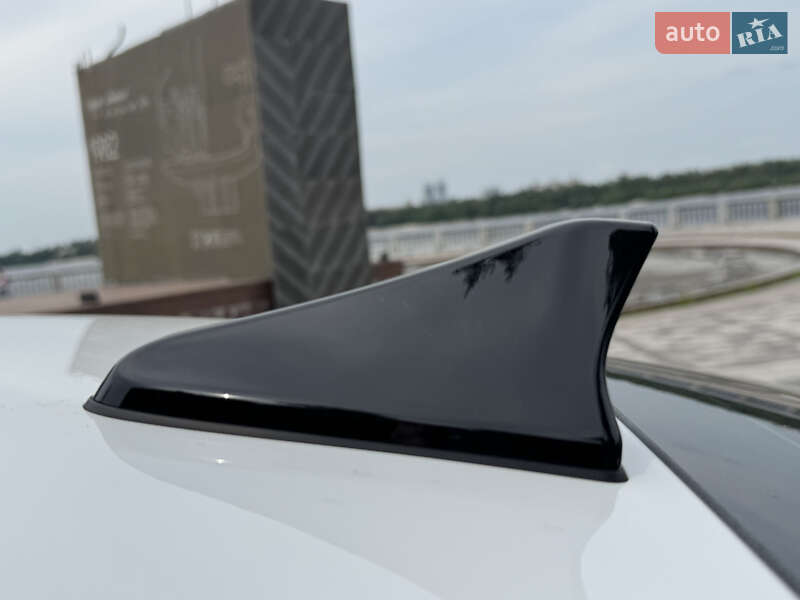 Седан Hyundai Elantra 2023 в Киеве