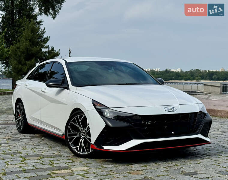 Седан Hyundai Elantra 2023 в Киеве