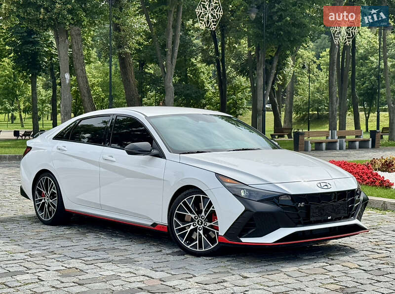 Седан Hyundai Elantra 2023 в Киеве