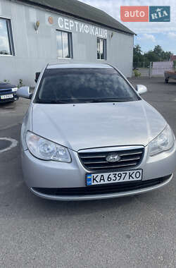 Седан Hyundai Elantra 2008 в Звенигородке