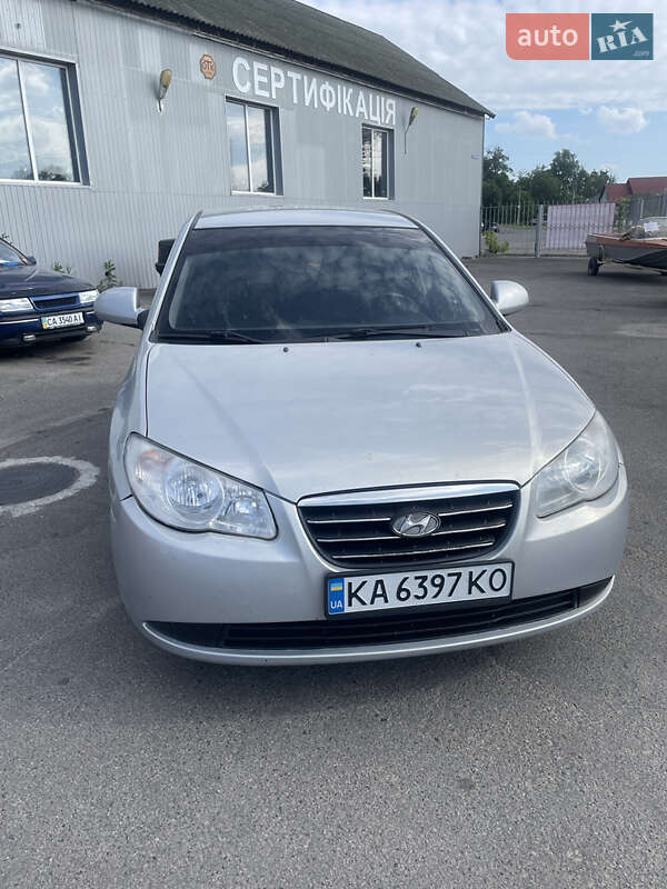 Hyundai Elantra 2008