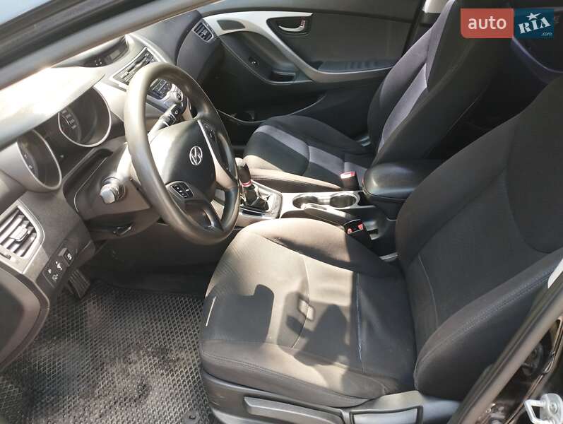 Седан Hyundai Elantra 2013 в Запоріжжі