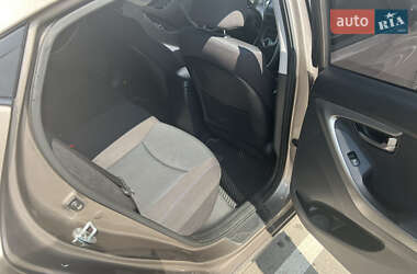 Седан Hyundai Elantra 2011 в 