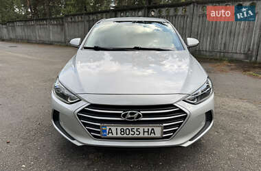 Седан Hyundai Elantra 2017 в Києві