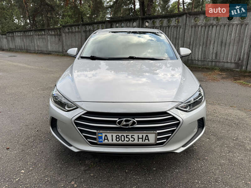 Hyundai Elantra 2017