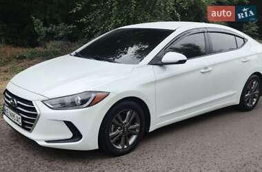 Седан Hyundai Elantra 2017 в Ивано-Франковске