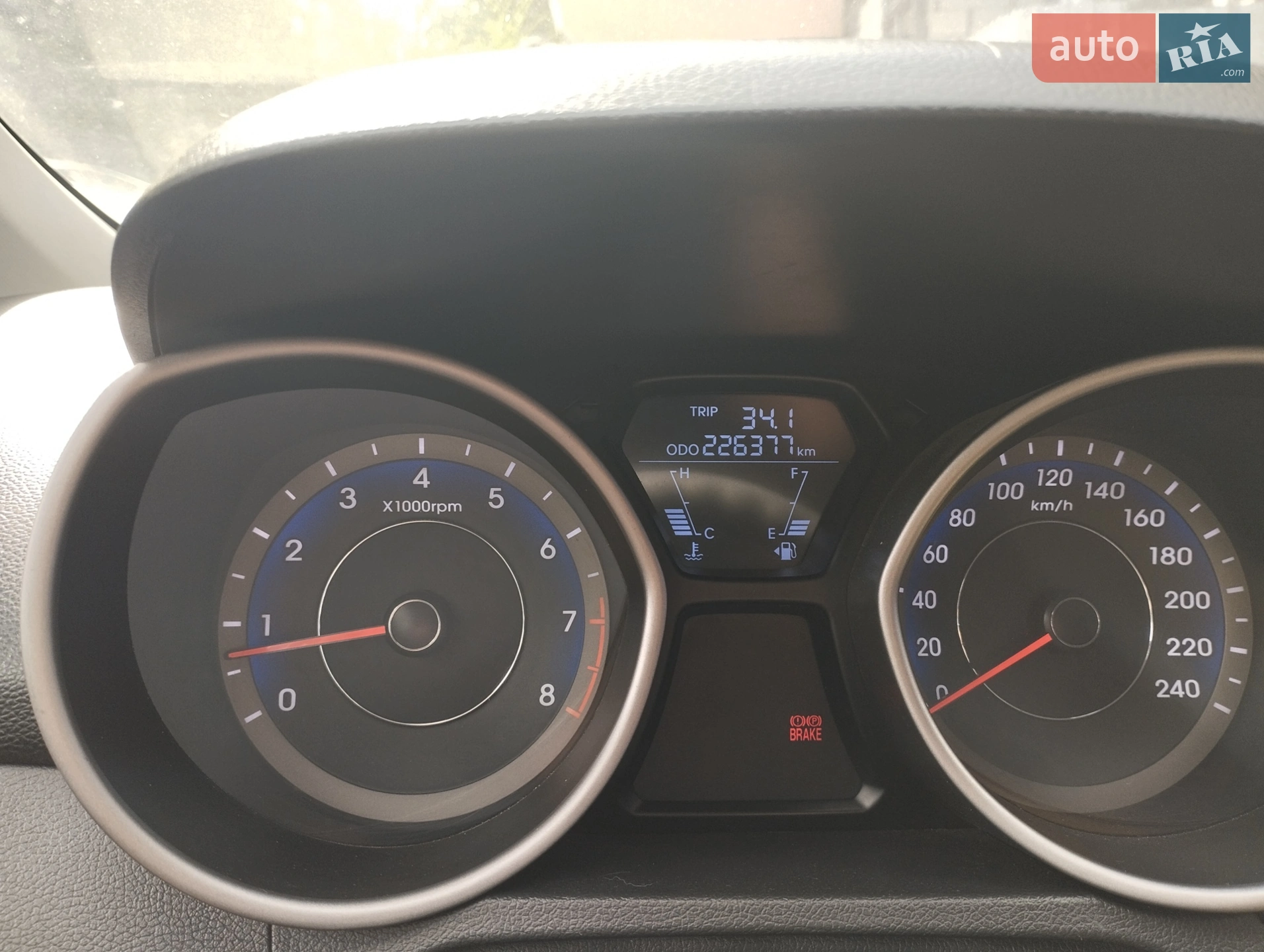 2013 Hyundai Elantra - мініатюра 12