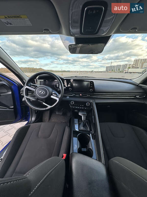 Седан Hyundai Elantra 2020 в Одессе