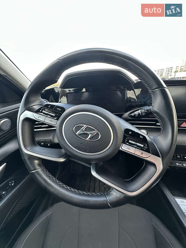 Седан Hyundai Elantra 2020 в Одессе