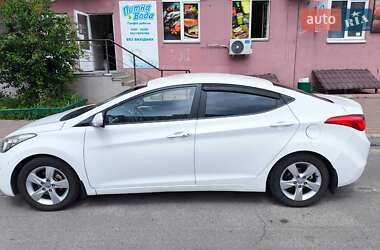 Седан Hyundai Elantra 2012 в Києві
