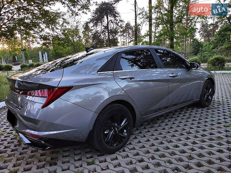 Седан Hyundai Elantra 2021 в Киеве