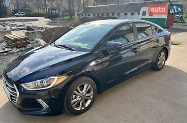Седан Hyundai Elantra 2016 в Нововолинську