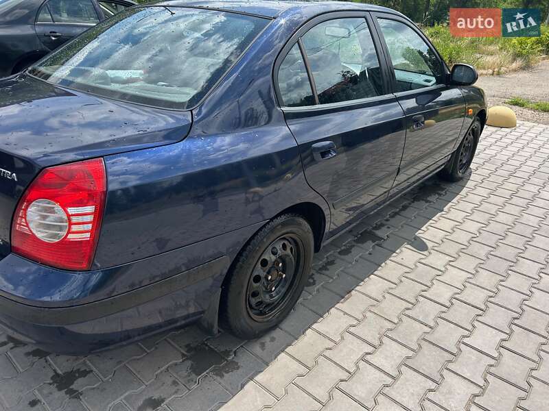 Седан Hyundai Elantra 2005 в Кривом Роге