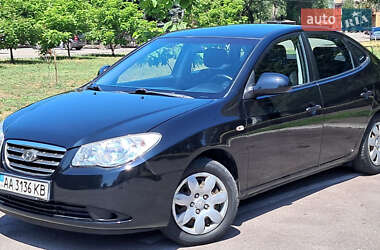 Седан Hyundai Elantra 2008 в Каменском