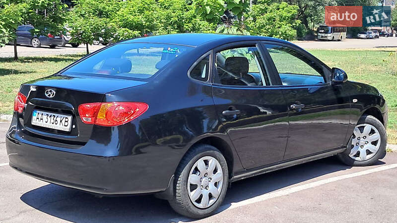 Седан Hyundai Elantra 2008 в Кам'янському