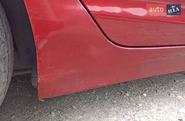 Седан Hyundai Elantra 2014 в 