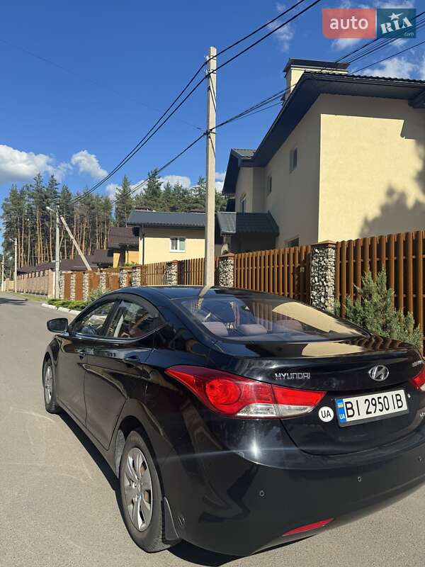 Седан Hyundai Elantra 2011 в Полтаве фото 4 Седан Hyundai Elantra 2011 в Полтаве