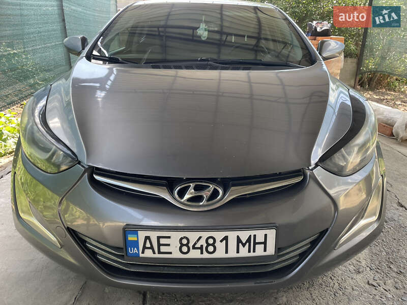 Hyundai Elantra 2015