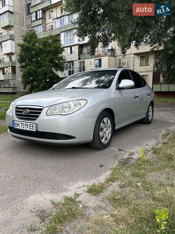Седан Hyundai Elantra 2008 в Киеве