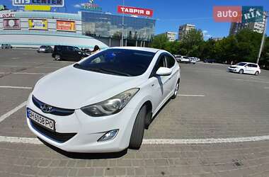 Седан Hyundai Elantra 2013 в 