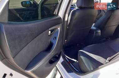 Седан Hyundai Elantra 2013 в 