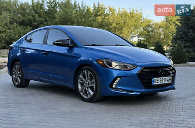 Седан Hyundai Elantra 2016 в Киеве
